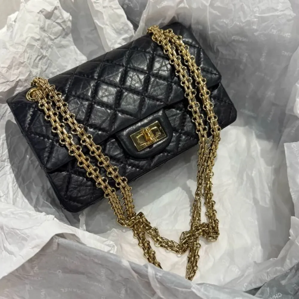 CHANEL brand color